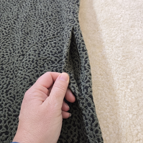 LOFT Black and Green Midi Dress - Picture 5 of 6